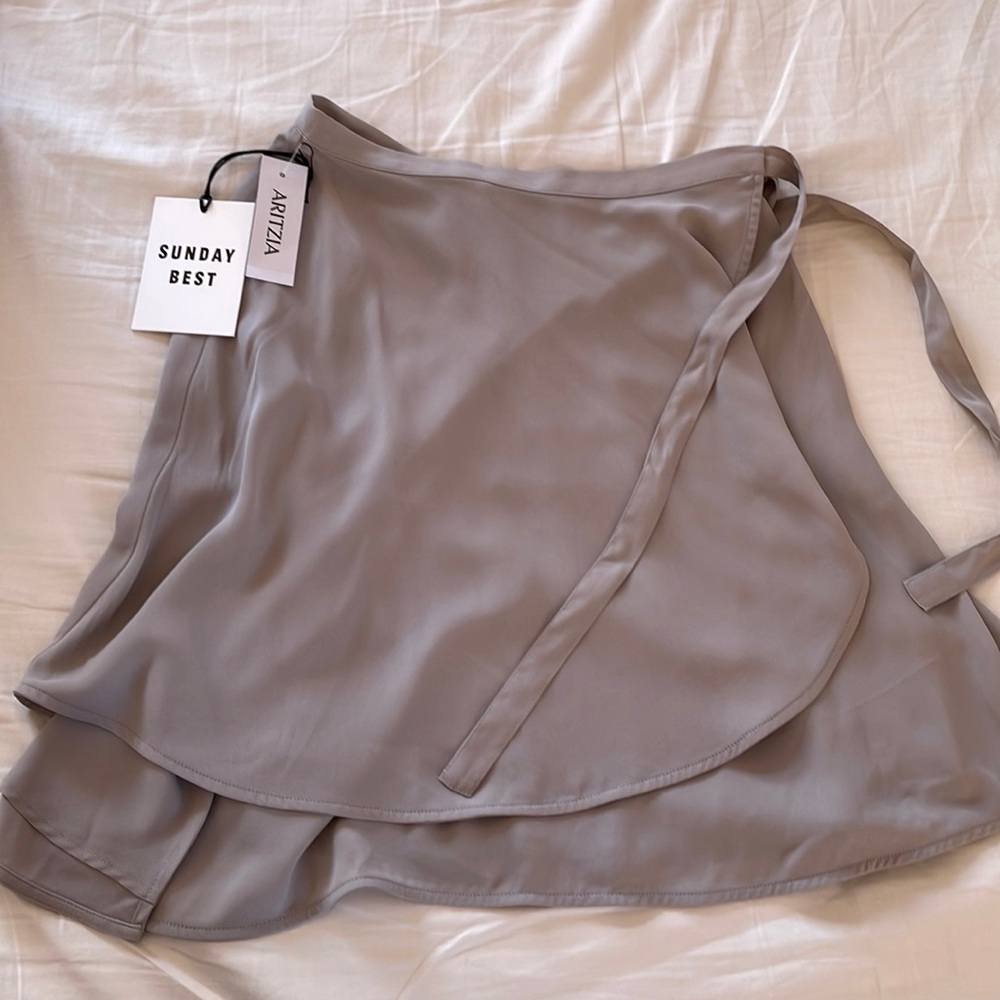 Aritzia Sunday Best Skirt